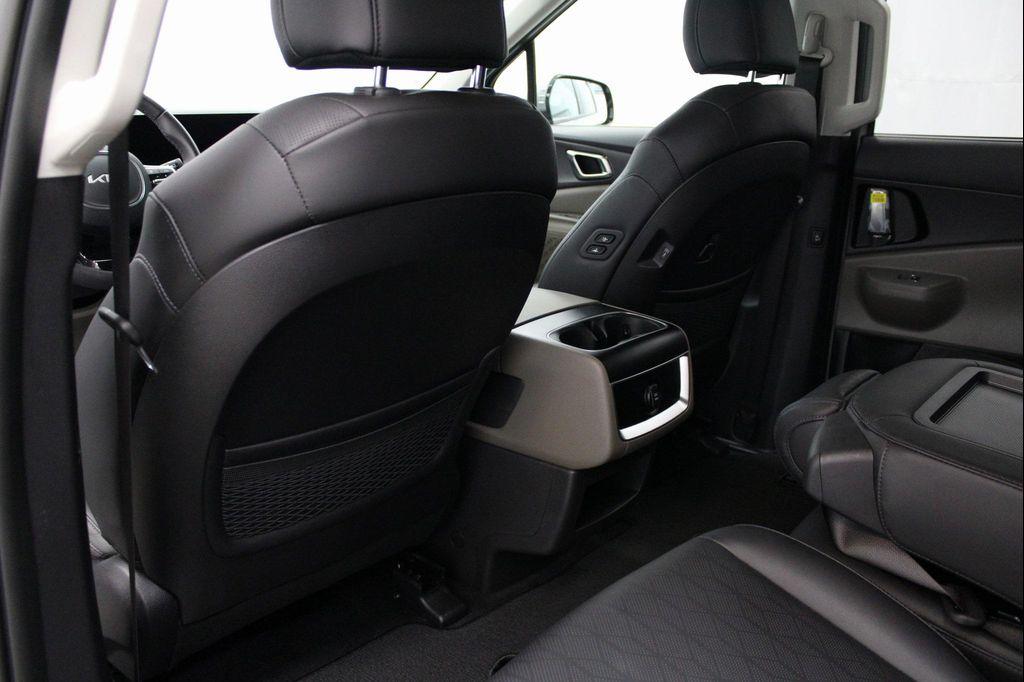 used 2025 Kia Carnival car, priced at $37,486