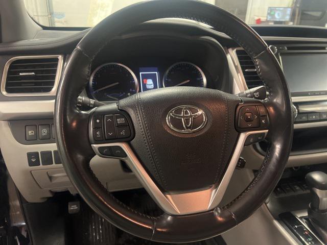 used 2018 Toyota Highlander car, priced at $23,267