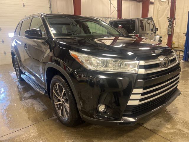 used 2018 Toyota Highlander car, priced at $23,267