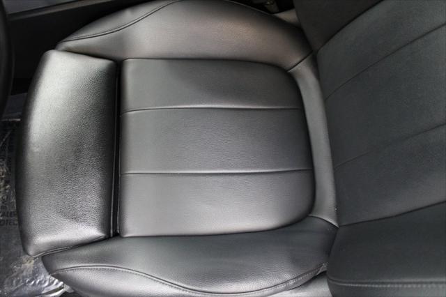 used 2020 Mercedes-Benz GLB 250 car, priced at $25,566