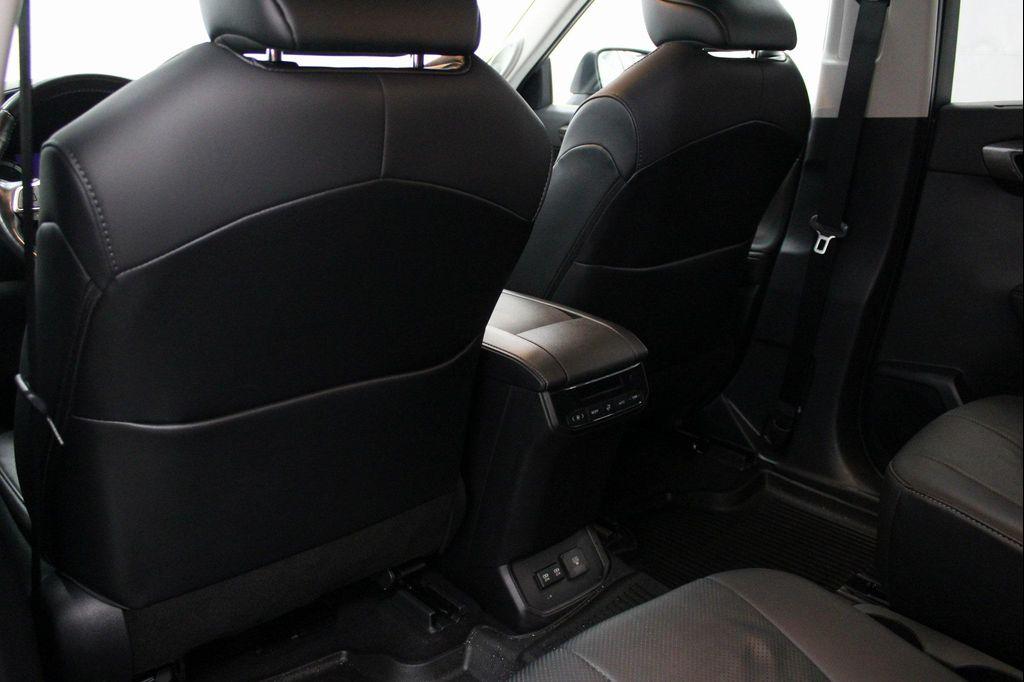 used 2021 Toyota Highlander car, priced at $30,952