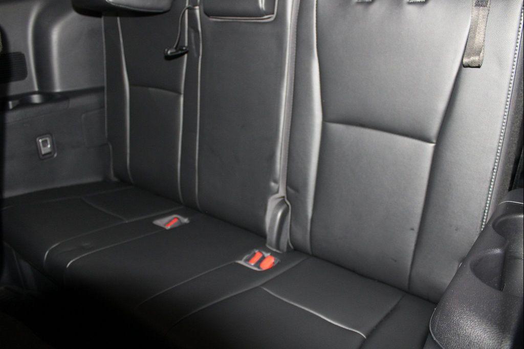 used 2021 Toyota Highlander car, priced at $30,952