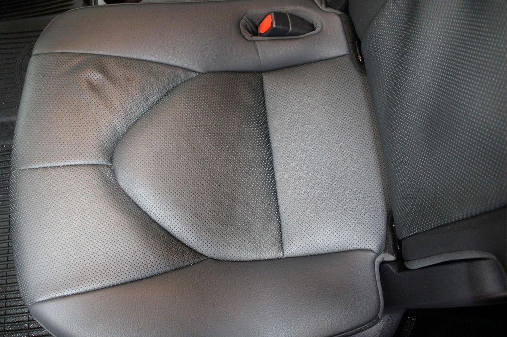 used 2021 Toyota Highlander car, priced at $30,952