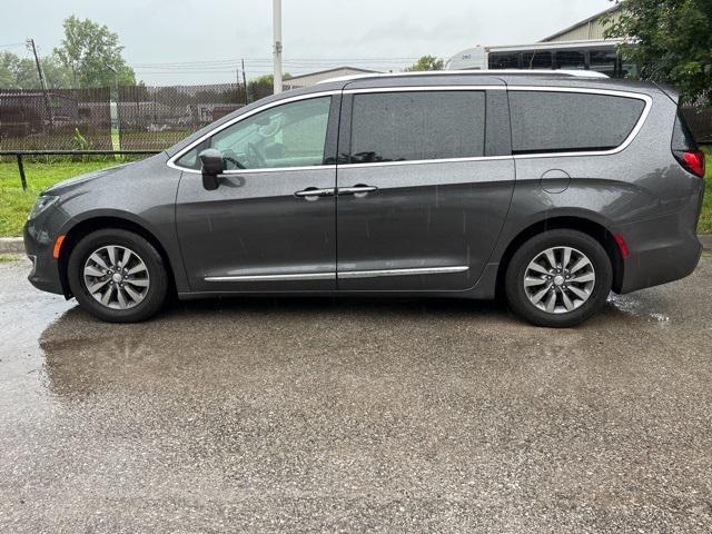 used 2019 Chrysler Pacifica car, priced at $18,211