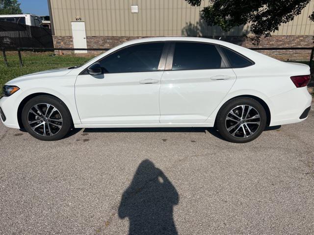 used 2023 Volkswagen Jetta car, priced at $19,995