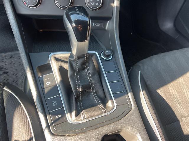 used 2023 Volkswagen Jetta car, priced at $19,995