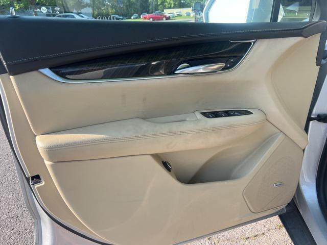 used 2018 Cadillac XT5 car, priced at $15,644