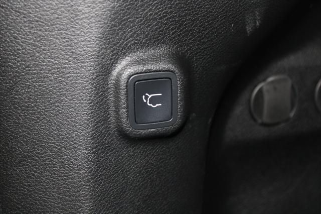 used 2020 Jeep Cherokee car, priced at $18,838