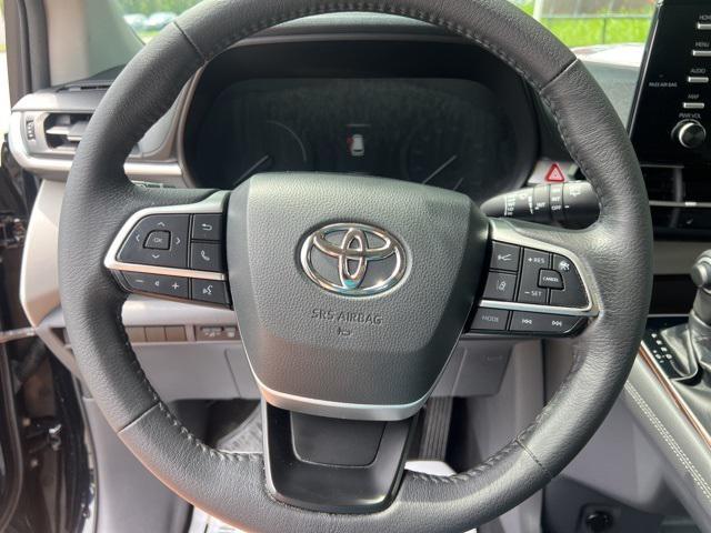 used 2022 Toyota Sienna car, priced at $37,355