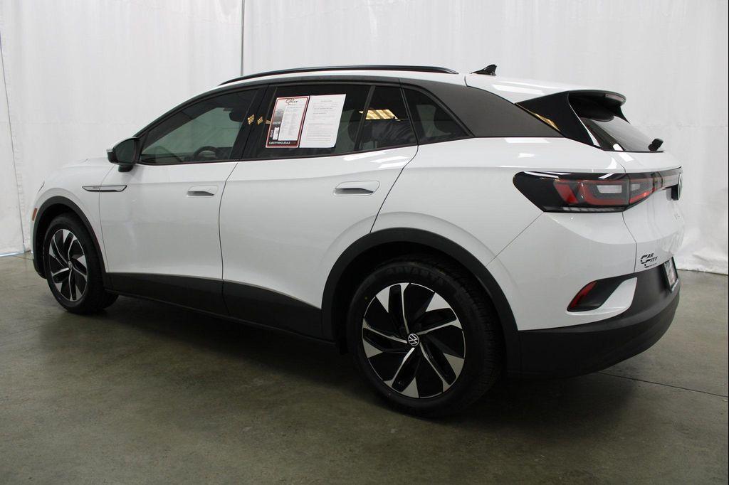 used 2021 Volkswagen ID.4 car, priced at $20,407