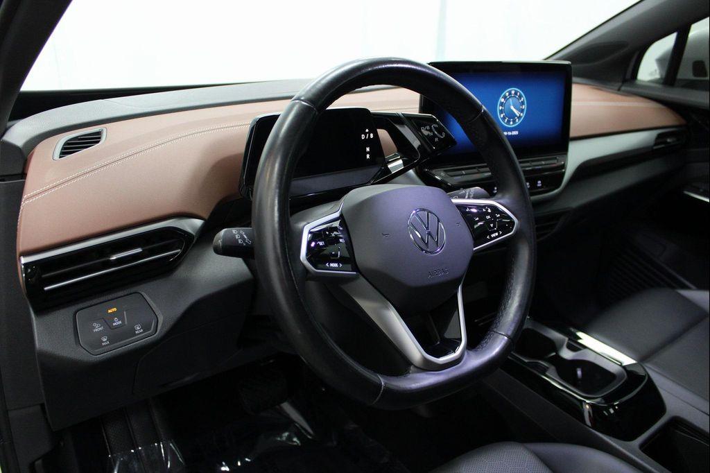 used 2021 Volkswagen ID.4 car, priced at $20,407