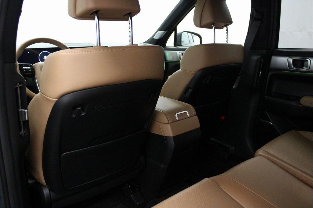 used 2024 Hyundai Santa Fe car, priced at $36,351