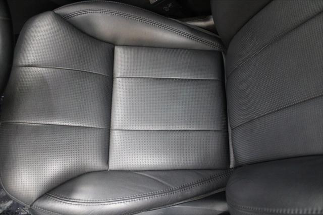 used 2019 Land Rover Discovery car, priced at $22,959
