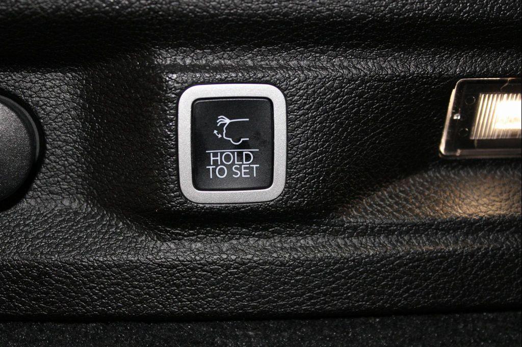 used 2022 Jeep Grand Cherokee L car, priced at $32,520