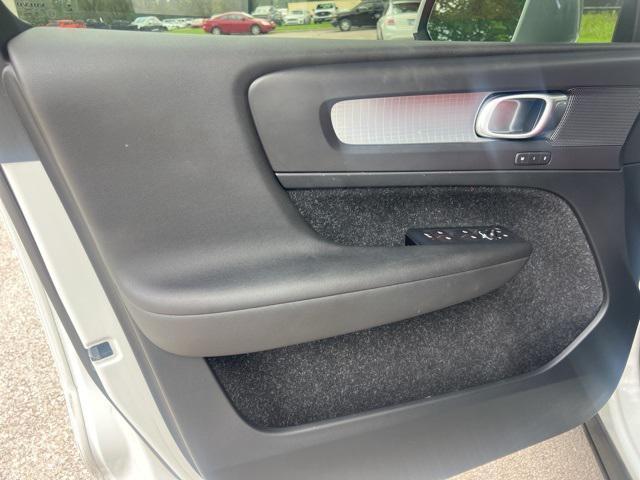 used 2019 Volvo XC40 car, priced at $19,995