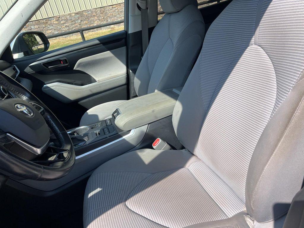 used 2020 Toyota Highlander car, priced at $26,310