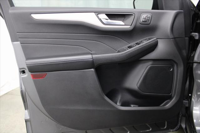 used 2022 Ford Escape car, priced at $24,391