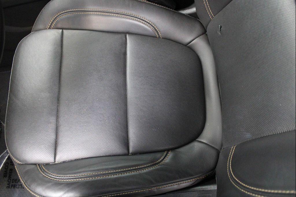 used 2021 Chevrolet Traverse car, priced at $28,403