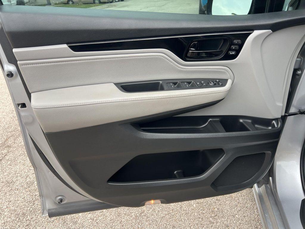 used 2018 Honda Odyssey car, priced at $24,995