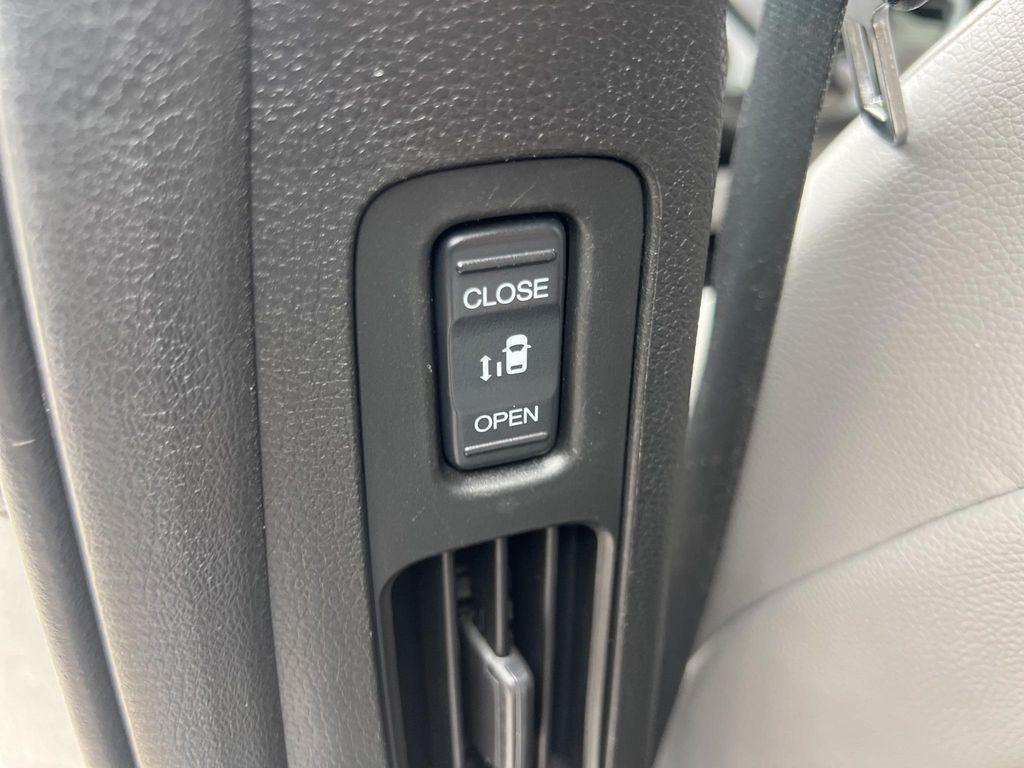 used 2018 Honda Odyssey car, priced at $24,995