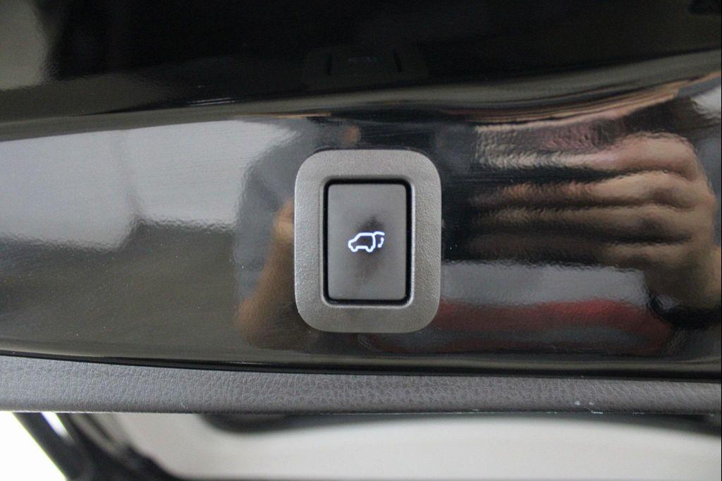 used 2018 Toyota Highlander car, priced at $24,975