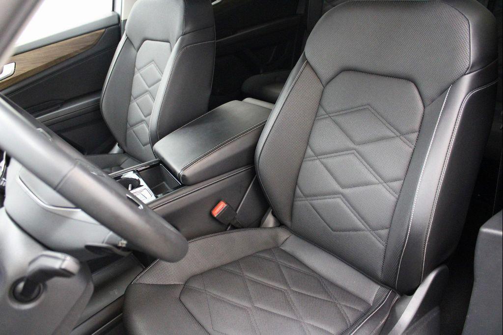 used 2024 Volkswagen Atlas car, priced at $28,935