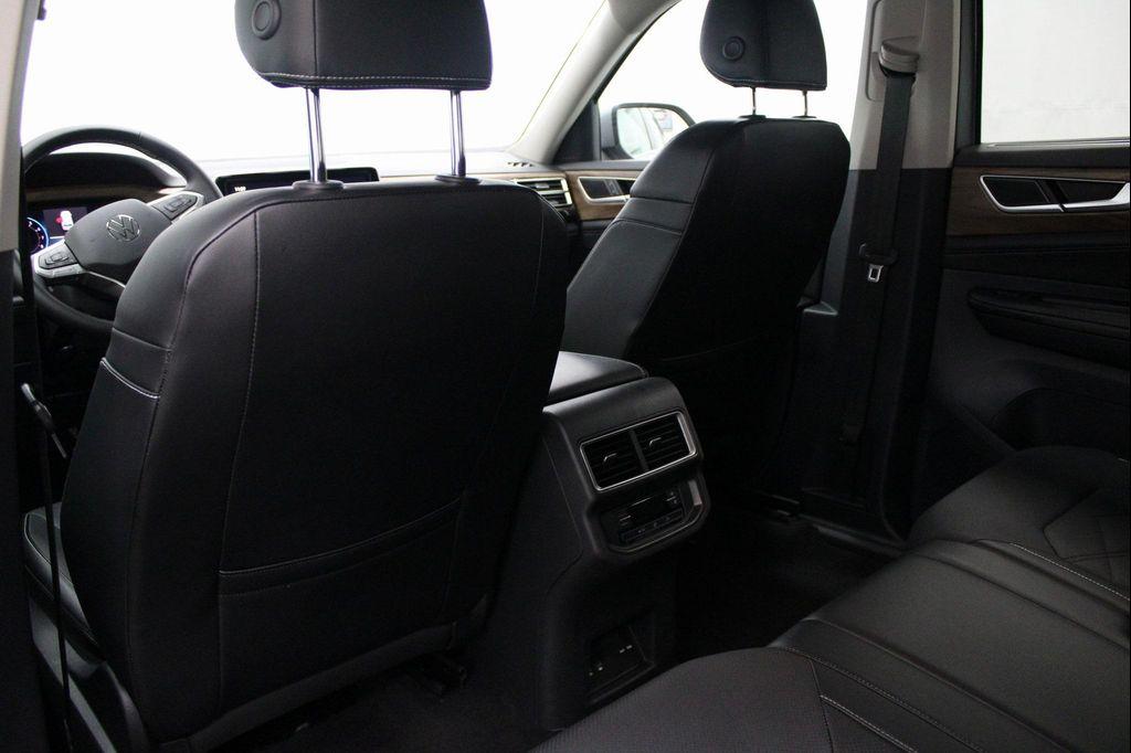 used 2024 Volkswagen Atlas car, priced at $28,935