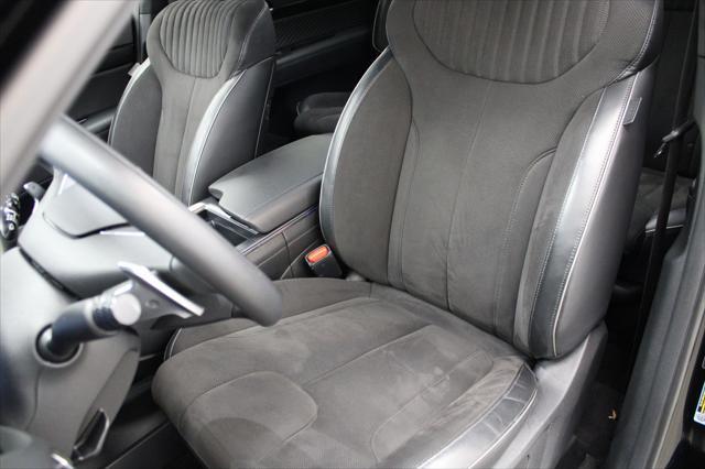 used 2024 Hyundai Palisade car, priced at $44,545