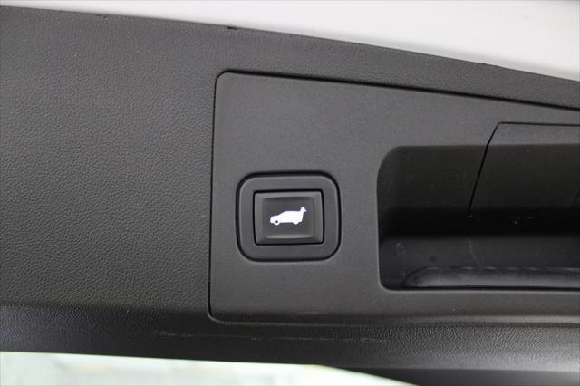 used 2017 Cadillac XT5 car, priced at $18,560
