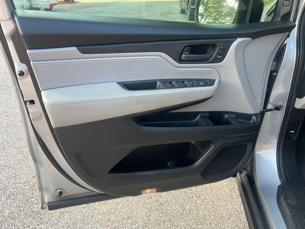 used 2018 Honda Odyssey car, priced at $23,900