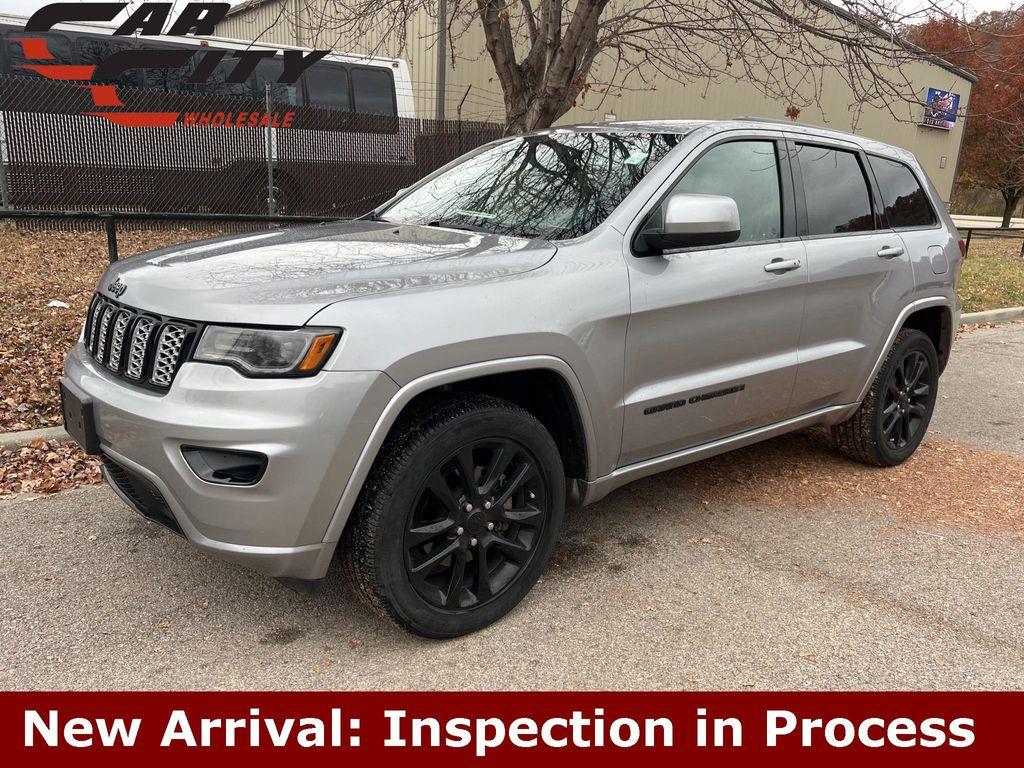 used 2020 Jeep Grand Cherokee car, priced at $23,396