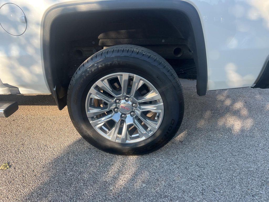 used 2017 GMC Sierra 1500 car, priced at $29,232