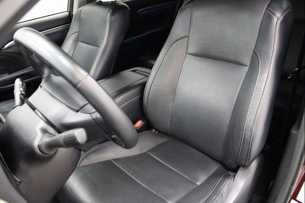 used 2018 Toyota Highlander car, priced at $27,406