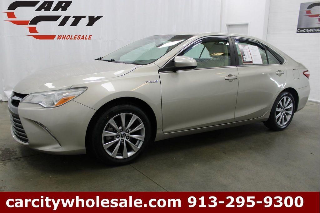 used 2015 Toyota Camry Hybrid car, priced at $14,326