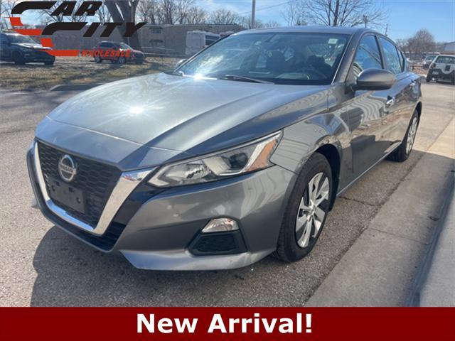 used 2019 Nissan Altima car, priced at $13,592