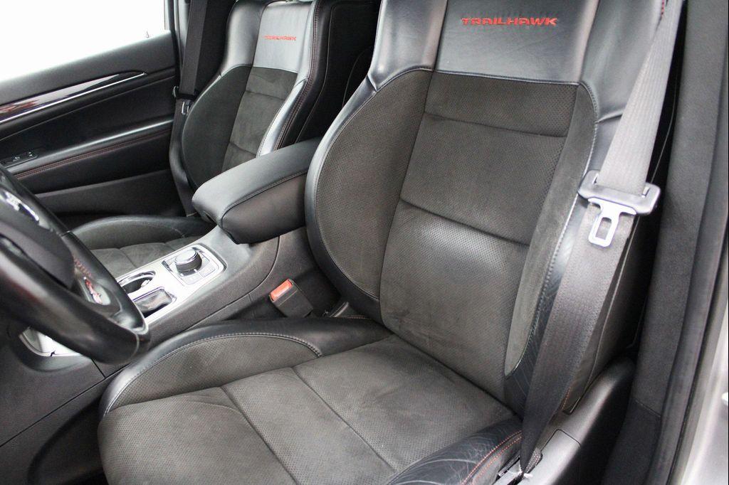 used 2020 Jeep Grand Cherokee car, priced at $19,197