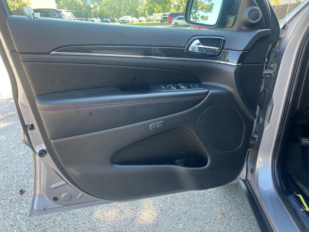 used 2020 Jeep Grand Cherokee car, priced at $21,988