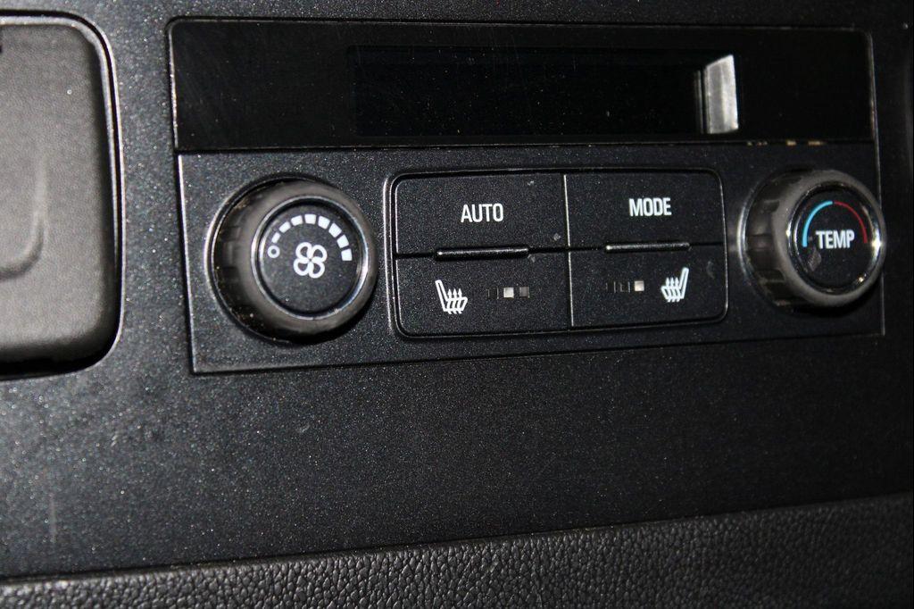 used 2020 GMC Yukon car, priced at $32,328