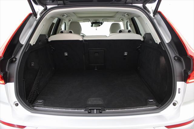 used 2021 Volvo XC60 car, priced at $30,318