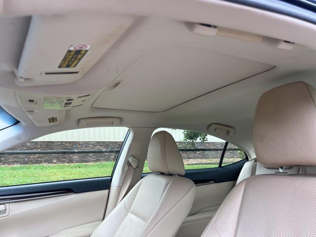 used 2013 Lexus ES 350 car, priced at $17,897
