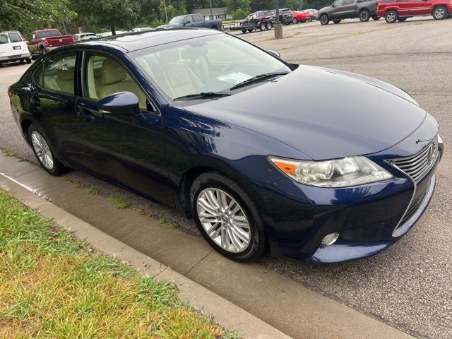used 2013 Lexus ES 350 car, priced at $17,897