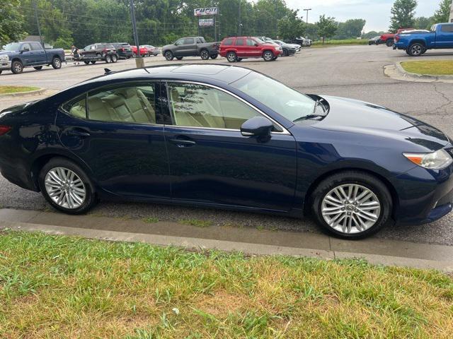 used 2013 Lexus ES 350 car, priced at $17,897