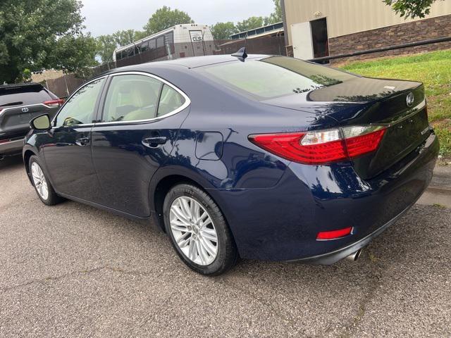used 2013 Lexus ES 350 car, priced at $17,897
