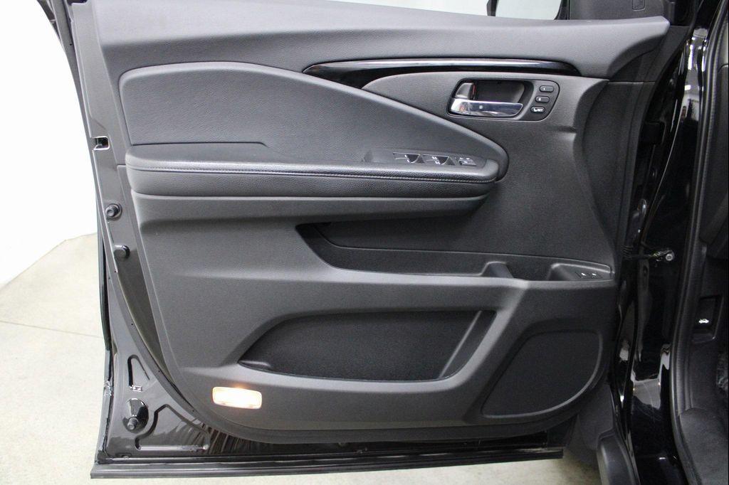 used 2020 Honda Pilot car, priced at $21,923
