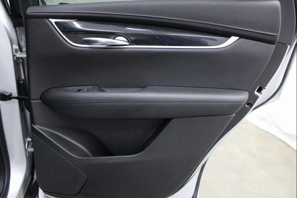 used 2020 Cadillac XT5 car, priced at $18,627