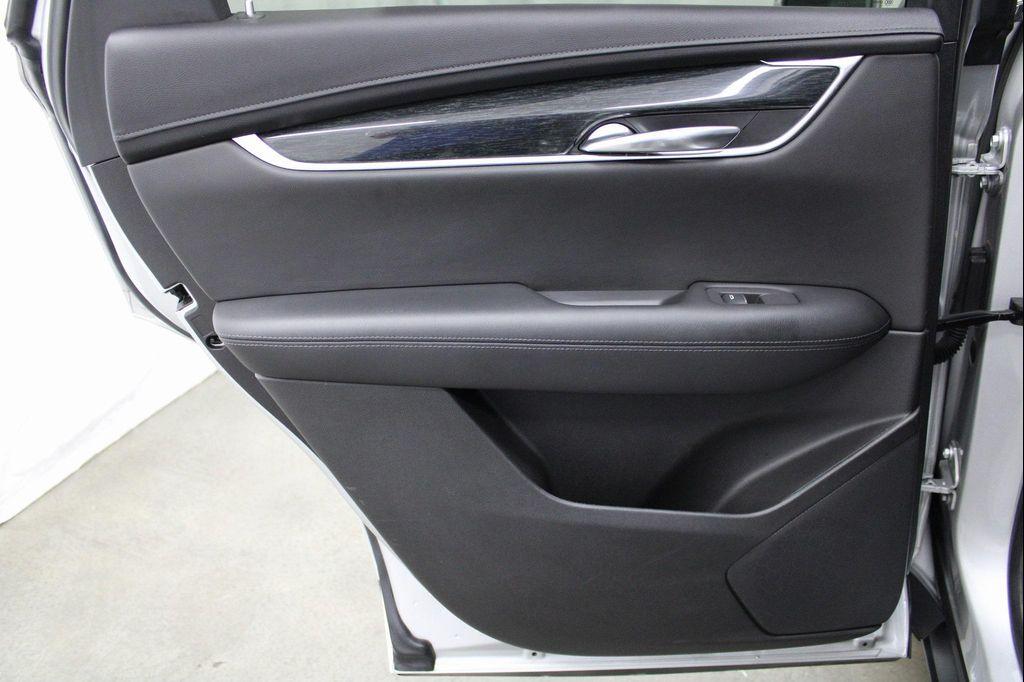 used 2020 Cadillac XT5 car, priced at $18,627