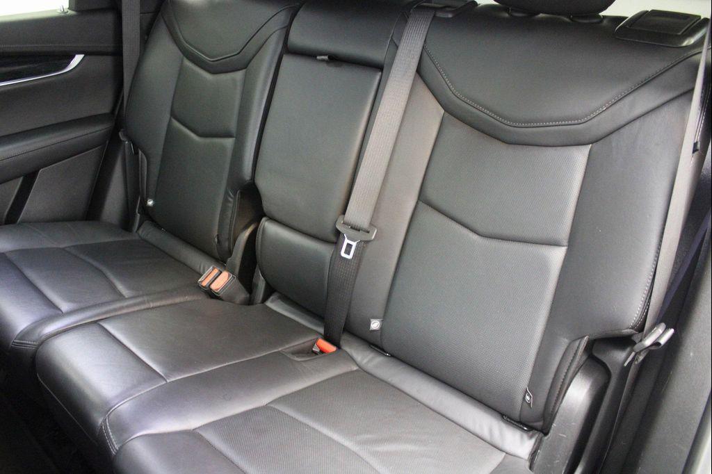 used 2020 Cadillac XT5 car, priced at $18,627