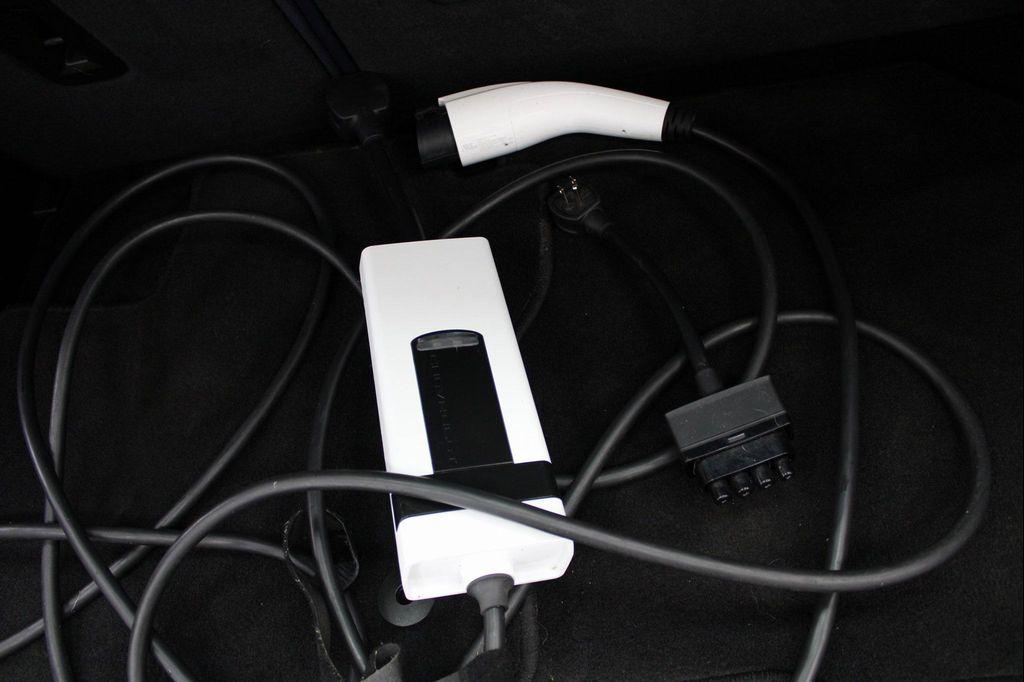 used 2023 Chevrolet Bolt EUV car, priced at $19,995