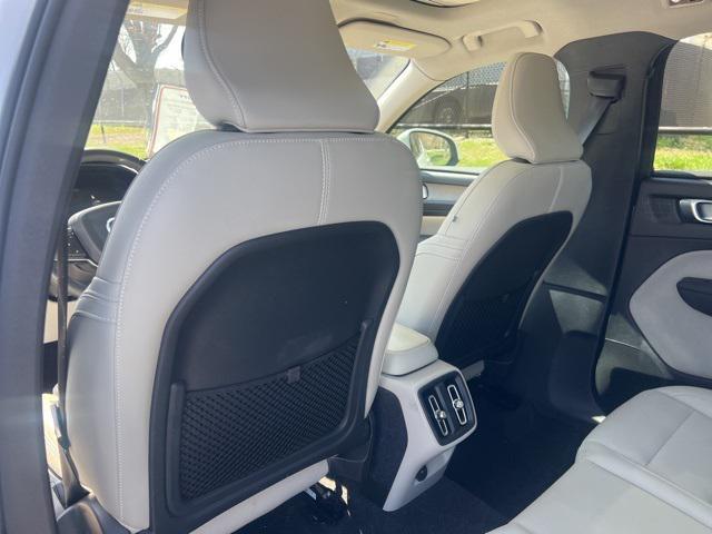 used 2019 Volvo XC40 car, priced at $20,877