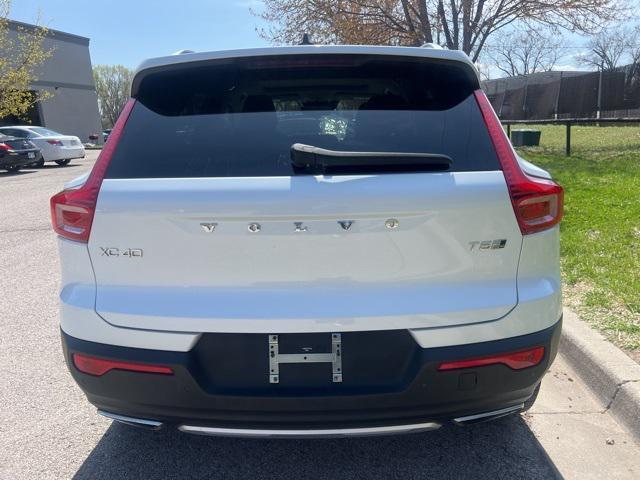 used 2019 Volvo XC40 car, priced at $20,877